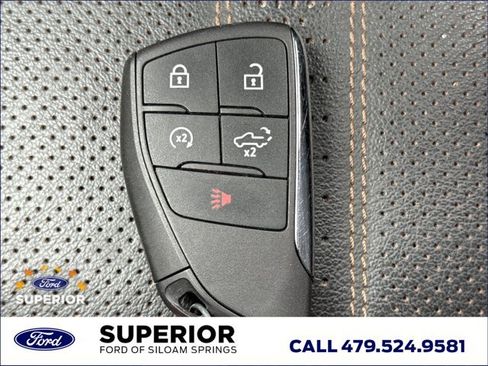 Used 2024 Chevrolet Silverado 3500 High Country w/ Technology Package image 31