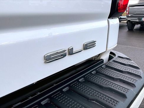 Used 2021 GMC Sierra 2500 SLE image 8