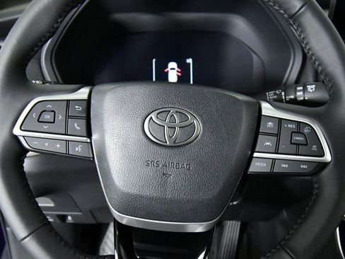 New 2026 Toyota Grand Highlander Limited image 2