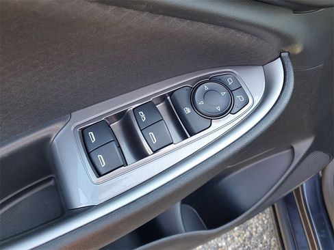 Used 2023 Chevrolet Malibu LT image 9