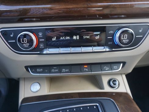 Used 2018 Audi Q5 2.0T Premium Plus AWD/4WD image 13