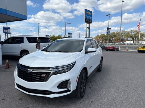 Used 2022 Chevrolet Equinox RS w/ RS Leather Package image 16