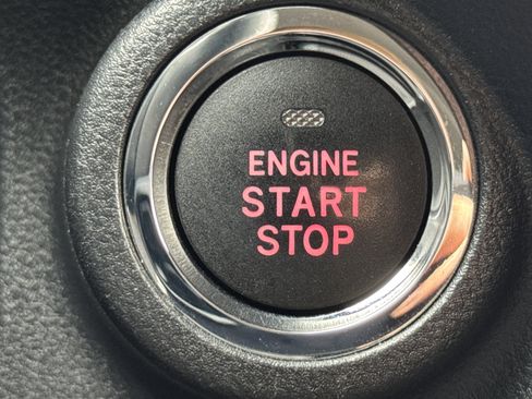 Used 2020 Subaru Forester Premium image 8