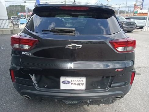 Used 2022 Chevrolet TrailBlazer RS w/ Sun and Liftgate Package AWD/4WD image 4