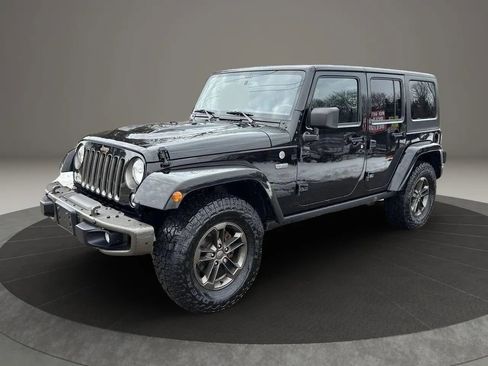 Used 2016 Jeep Wrangler Unlimited Sahara AWD/4WD image 2
