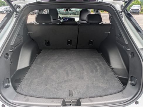 Used 2024 Chevrolet Equinox EV LT FWD image 17