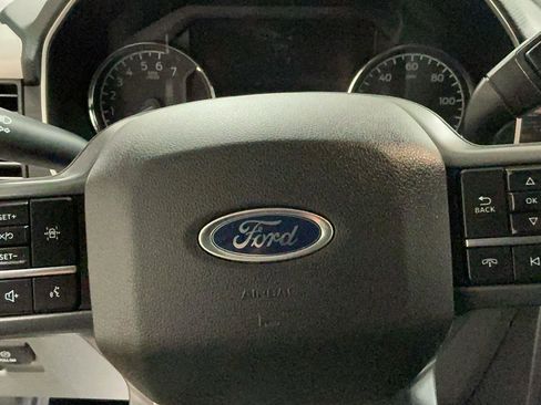 Certified 2022 Ford F150 XLT w/ Equipment Group 302A High image 32