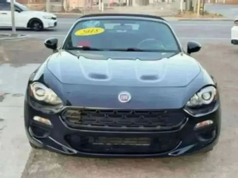 Used 2018 FIAT 124 Spider Classica RWD image 3