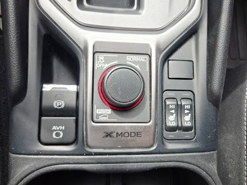 Used 2020 Subaru Forester Premium image 29