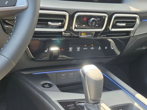 New 2026 Nissan Sentra SV image 19