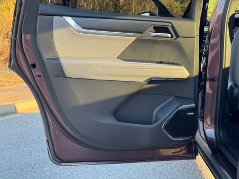 New 2026 GMC Acadia Elevation image 19