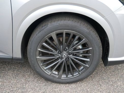 Certified 2025 Lexus RX 350h w/ Accessory Package AWD/4WD image 8