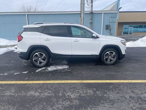 Used 2021 GMC Terrain SLT image 6