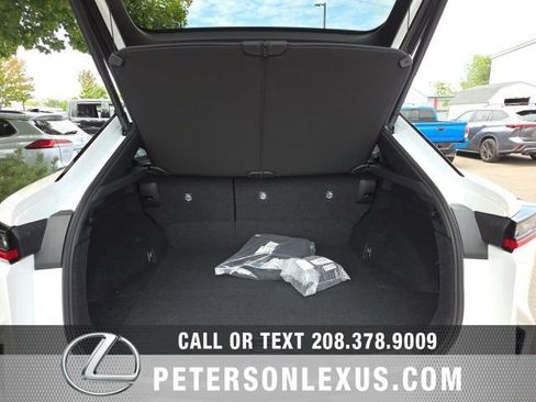 New 2026 Lexus RZ 450e AWD image 18