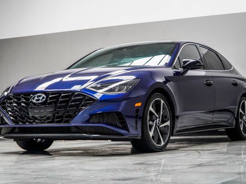 Used 2021 Hyundai Sonata SEL Plus w/ Tech Package FWD image 8