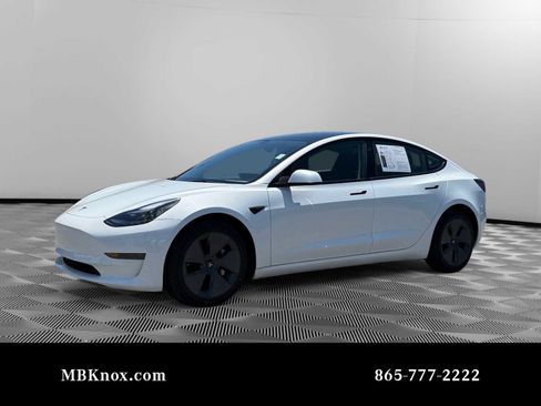 Used 2023 Tesla Model 3 Standard Range RWD image 1
