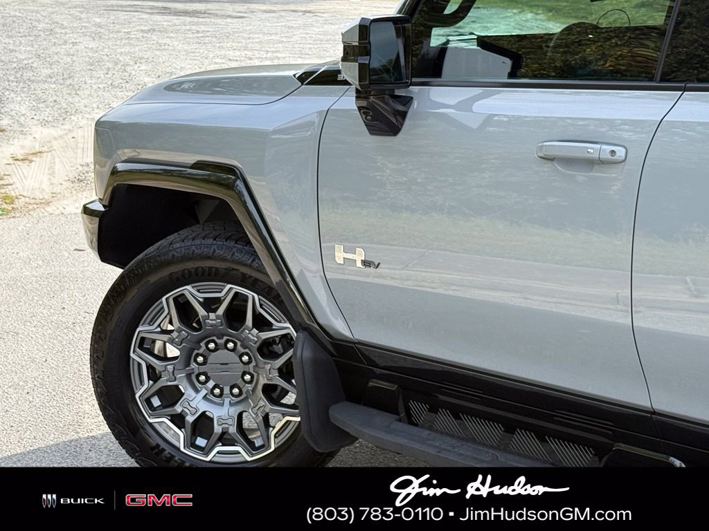 Certified 2025 GMC Hummer EV 3X AWD/4WD image 10