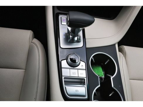 Used 2026 Genesis G70 2.5T RWD image 27