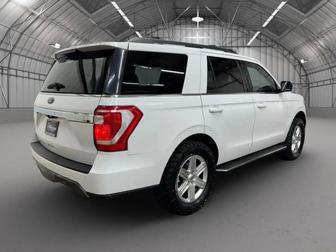 Used 2019 Ford Expedition XLT w/ Equipment Group 202A AWD/4WD image 5