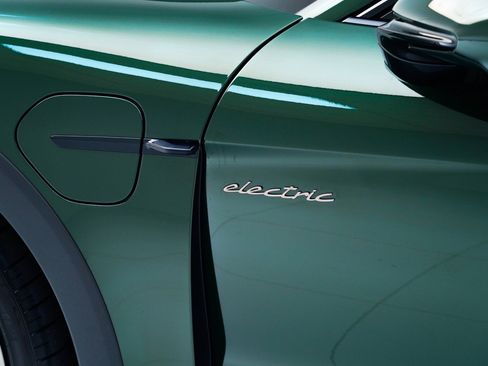 New 2026 Porsche Taycan Turbo Cross Turismo image 13