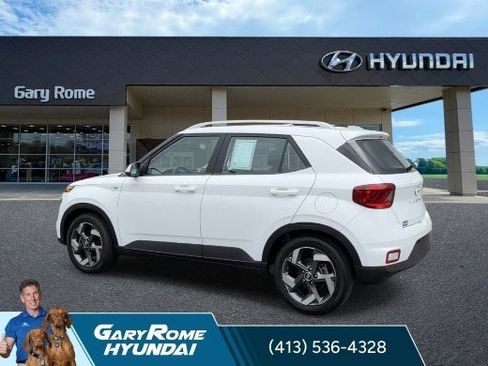 Certified 2023 Hyundai Venue SEL w/ Cargo Package FWD image 6