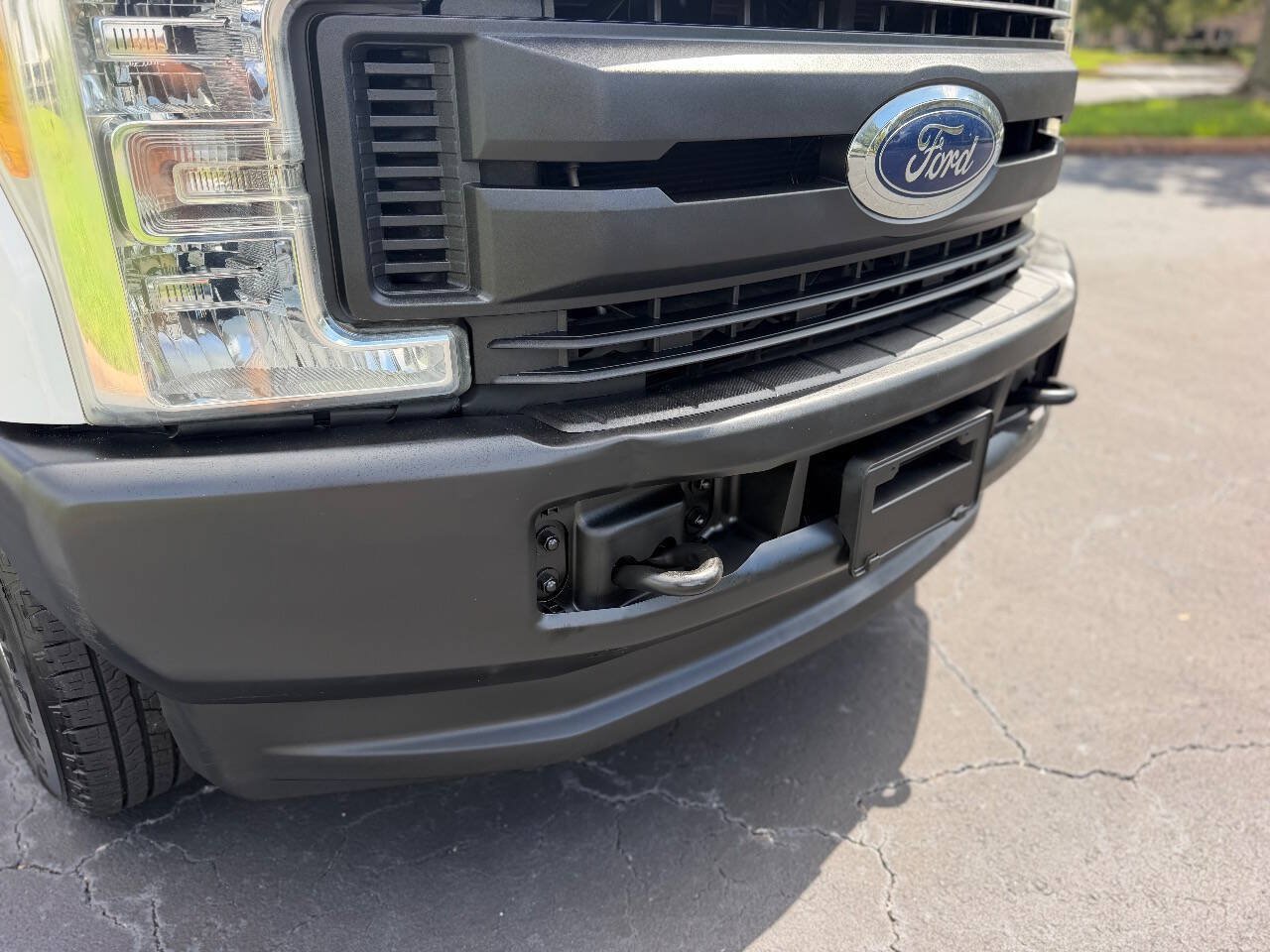 Used 2017 Ford F250 XL w/ Power Equipment Group AWD/4WD image 39