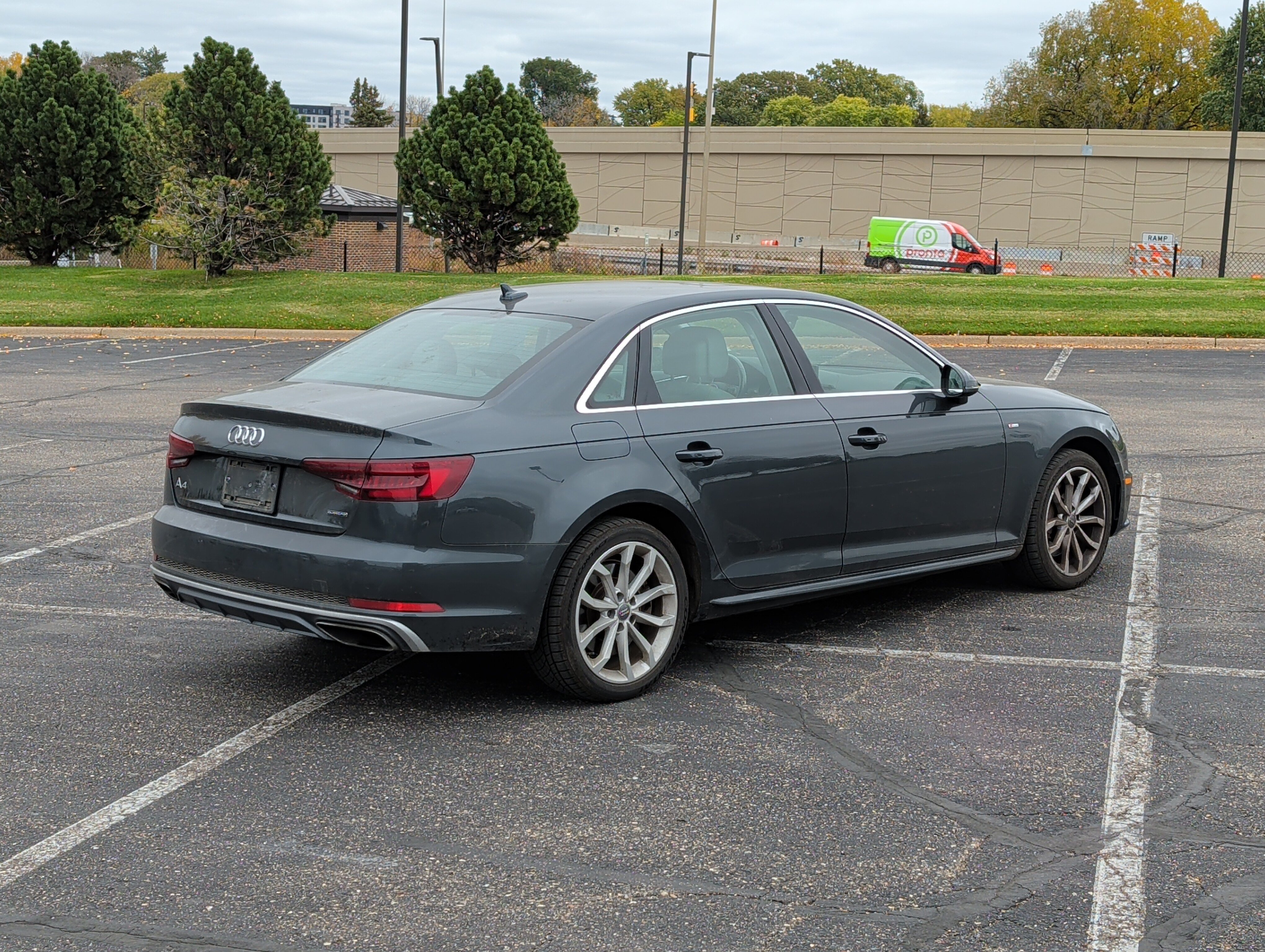 Used 2019 Audi A4 2.0T Premium w/ Convenience Package AWD/4WD image 4