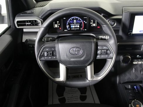 Used 2025 Toyota 4Runner SR5 image 16