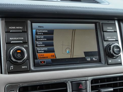 Used 2012 Land Rover Range Rover Supercharged AWD/4WD image 19