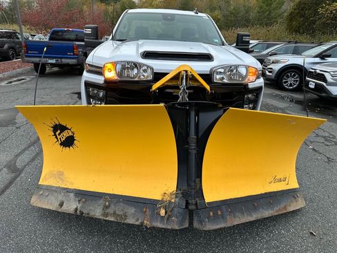 Used 2025 Chevrolet Silverado 3500 W/T w/ Snow Plow Prep/Camper Package image 8