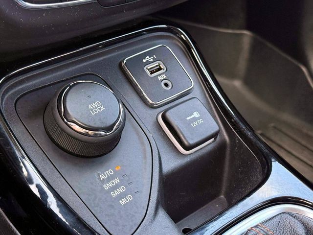Used 2019 Jeep Compass Limited AWD/4WD image 26