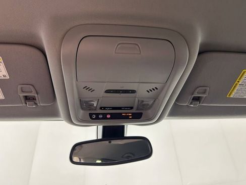 Used 2019 GMC Terrain SLT w/ Preferred Package FWD image 25