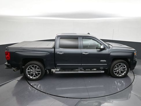 Used 2018 Chevrolet Silverado 1500 High Country AWD/4WD image 18