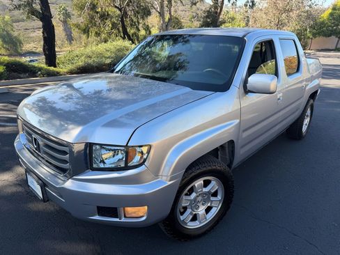Used 2012 Honda Ridgeline RTS image 1