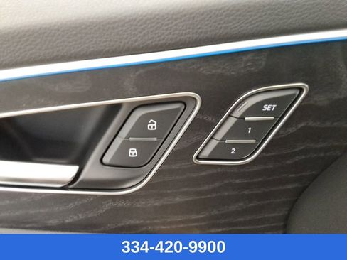 New 2025 Audi Q7 3.0T Premium Plus image 16