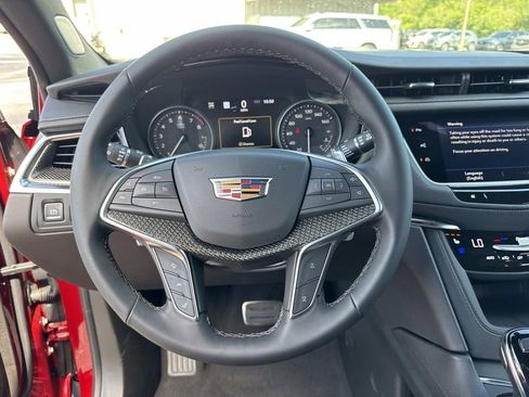 New 2026 Cadillac XT5 Sportv w/ LPO, Onyx Lite Package AWD/4WD image 26