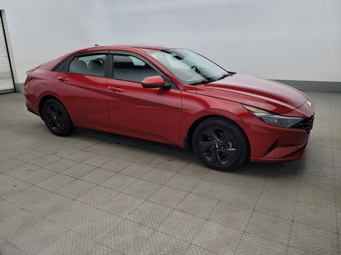 Used 2023 Hyundai Elantra SEL image 11