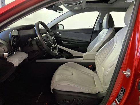 Used 2023 Hyundai Elantra Limited FWD image 16