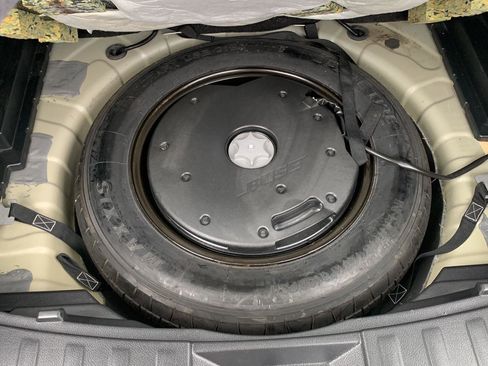 Used 2019 Nissan Rogue SL w/ Premium Package image 32