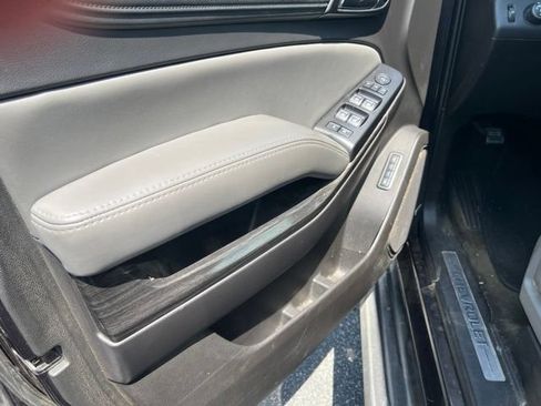 Used 2016 Chevrolet Tahoe LT RWD image 13