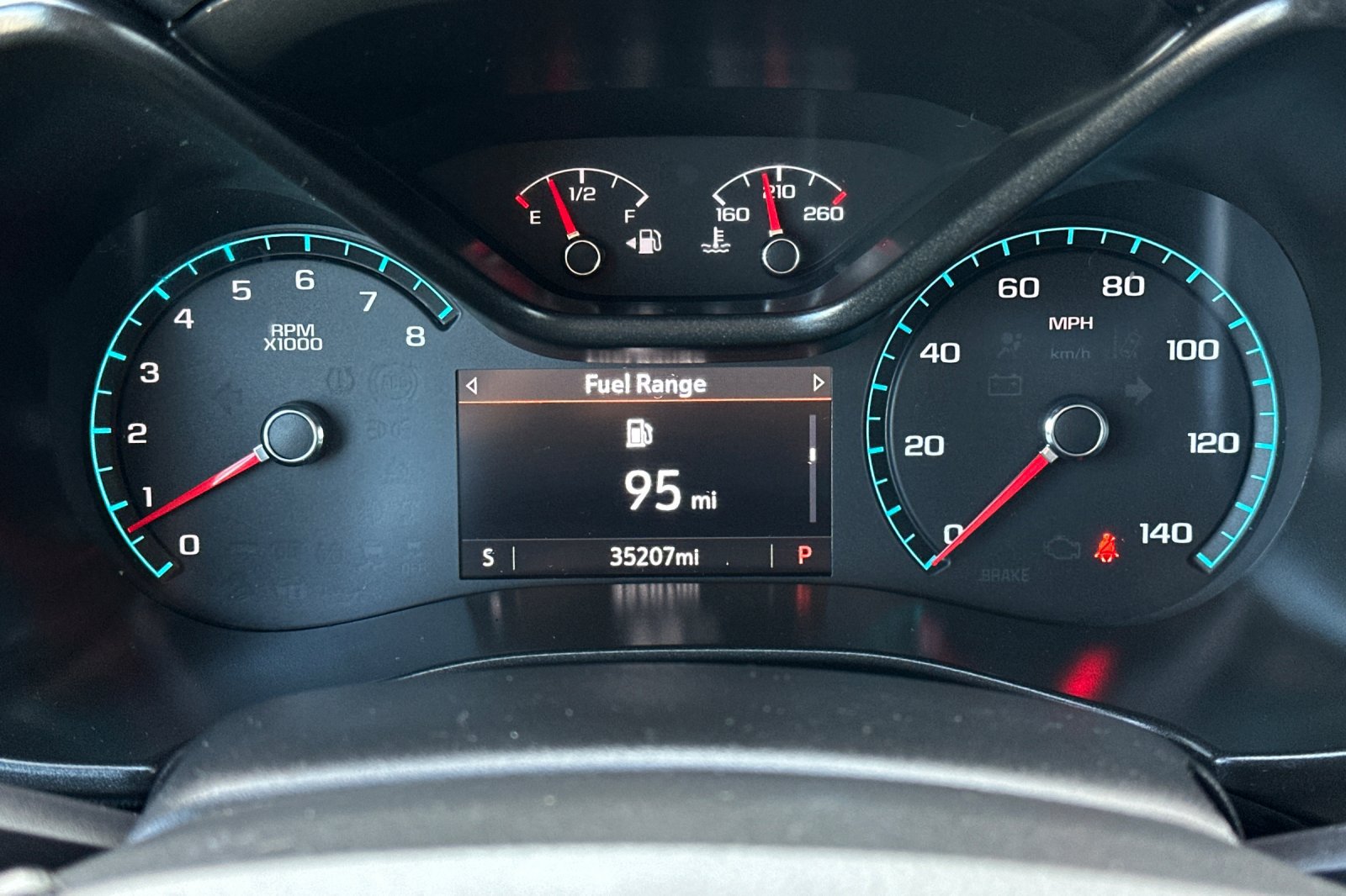 Used 2022 Chevrolet Colorado ZR2 w/ ZR2 Midnight Special Edition AWD/4WD image 30