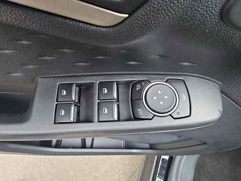 Used 2020 Ford Escape SEL FWD image 28