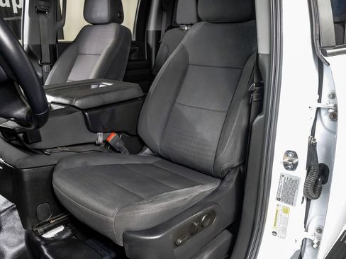 Used 2024 Chevrolet Silverado 3500 LT w/ Convenience Package image 29