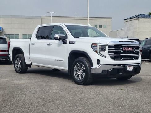 Used 2025 GMC Sierra 1500 SLT RWD image 33