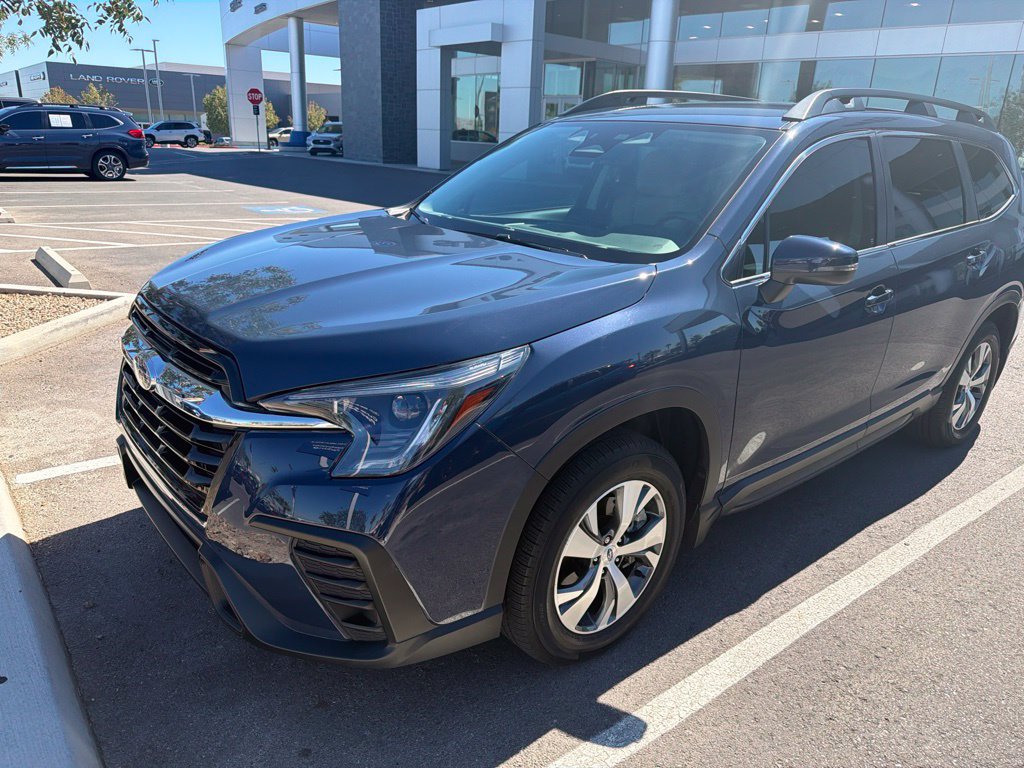 Certified 2023 Subaru Ascent Premium w/ Convenience Package AWD/4WD image 2
