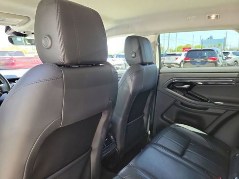 Used 2020 Land Rover Range Rover Evoque S AWD/4WD image 17