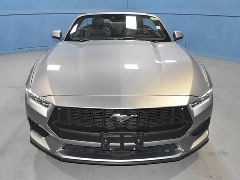 Used 2025 Ford Mustang Premium RWD image 20