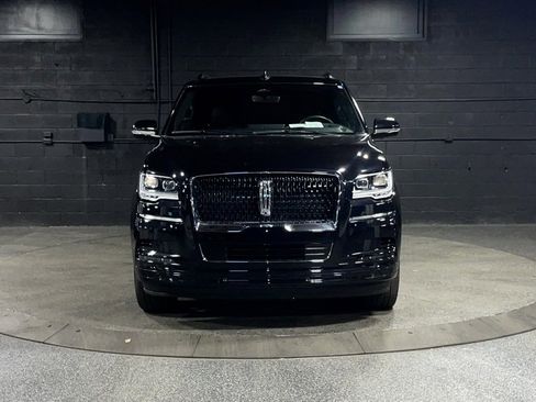 Used 2024 Lincoln Navigator Reserve image 30