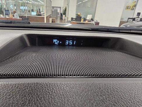 Used 2013 Toyota Sequoia Platinum image 16