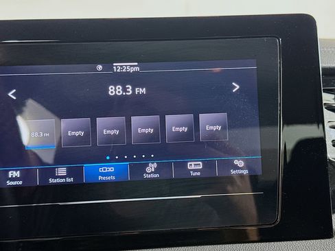 Used 2025 Volkswagen Jetta S FWD image 21